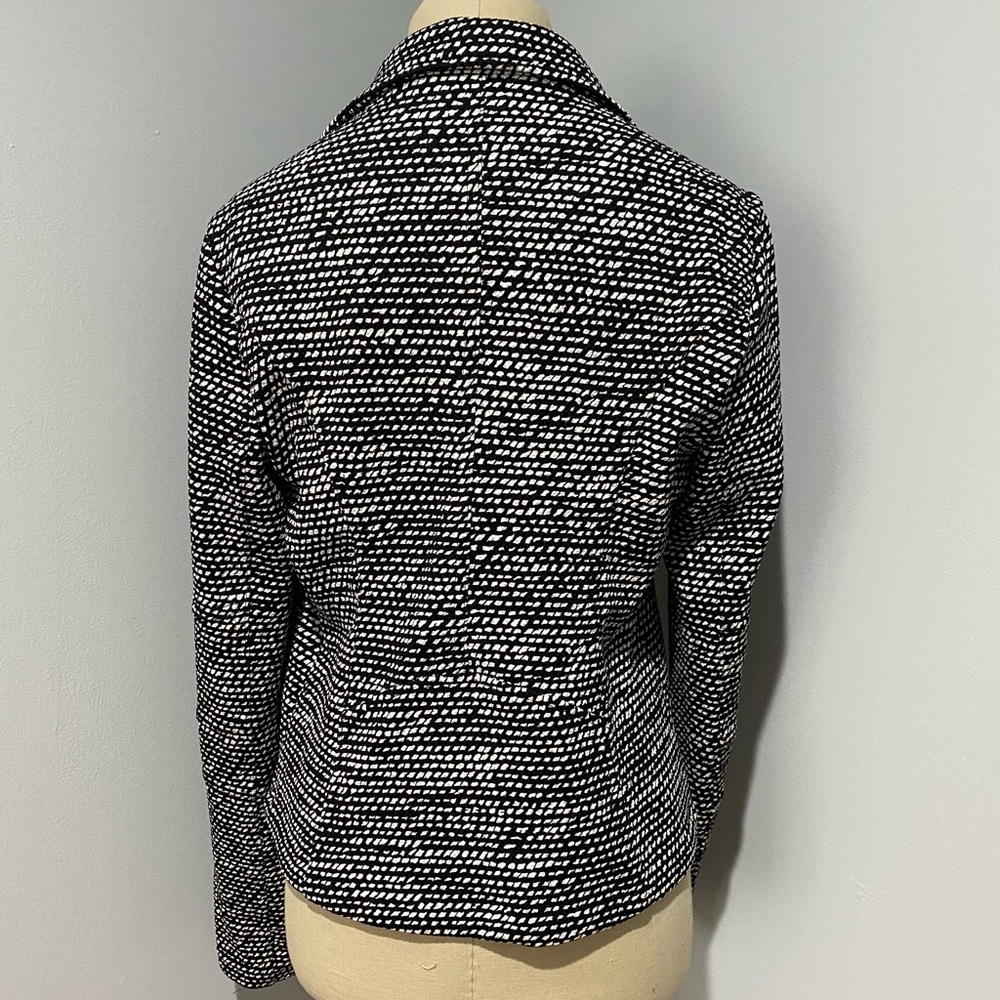 Black and White Express Jacket - Picture 3 of 4